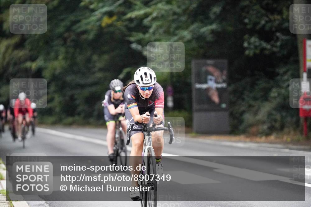 14.09.2025 - Stadtparktriathlon Michael Burmester http://msf.ph/oto/8907349 14.09.2025 09:18:43 Radfahren 302, 316, 358, 454, 455, 493, 499, 502 meine-sportfotos.de