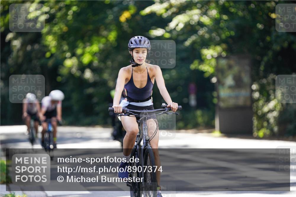 14.09.2025 - Stadtparktriathlon Michael Burmester http://msf.ph/oto/8907374 14.09.2025 13:37:31 Radfahren 1438, 1439, 1543, 1545, 1551 meine-sportfotos.de