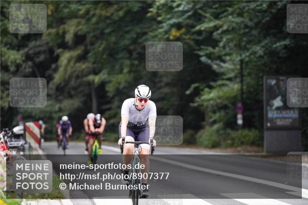 14.09.2025 - Stadtparktriathlon Michael Burmester http://msf.ph/oto/8907377 14.09.2025 09:19:02 Radfahren 314, 334, 422, 431, 472, 482 meine-sportfotos.de