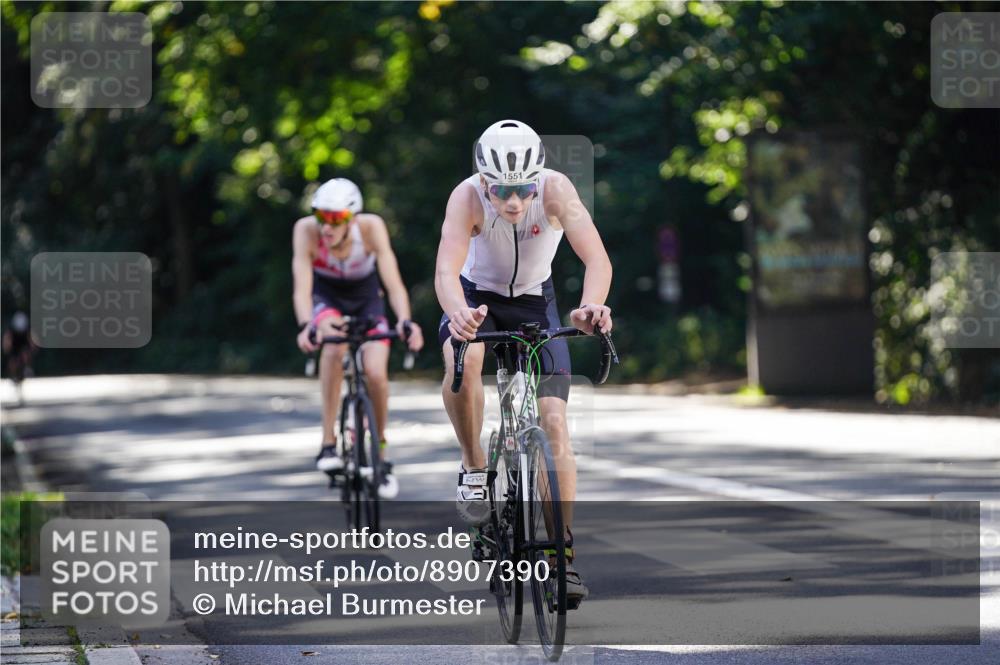 14.09.2025 - Stadtparktriathlon Michael Burmester http://msf.ph/oto/8907390 14.09.2025 13:37:35 Radfahren 1438, 1439, 1543, 1545, 1551 meine-sportfotos.de