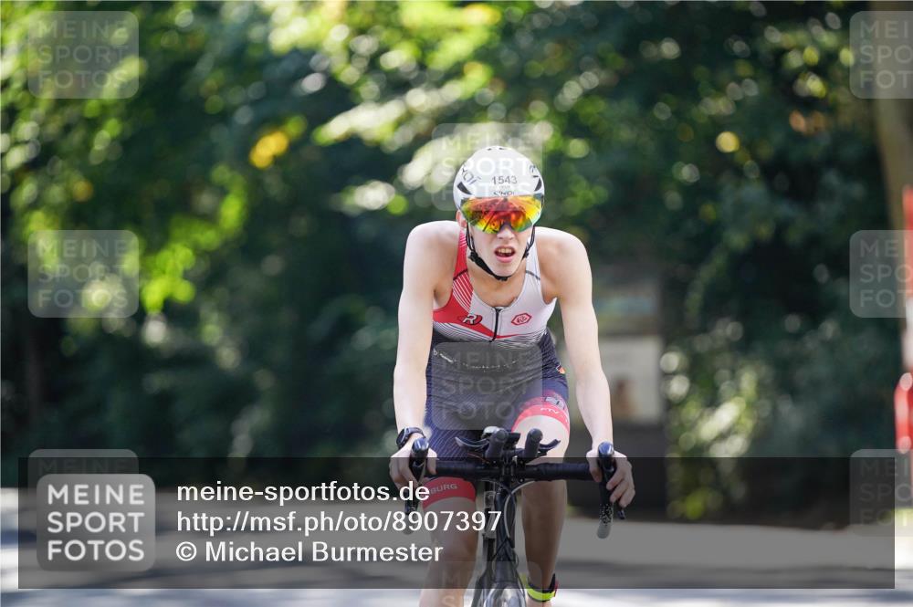 14.09.2025 - Stadtparktriathlon Michael Burmester http://msf.ph/oto/8907397 14.09.2025 13:37:36 Radfahren 1438, 1439, 1543, 1545, 1551 meine-sportfotos.de