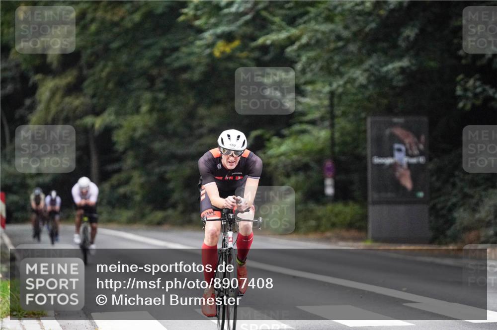 14.09.2025 - Stadtparktriathlon Michael Burmester http://msf.ph/oto/8907408 14.09.2025 09:19:12 Radfahren 338, 397, 422, 431, 464, 471, 480, 482 meine-sportfotos.de