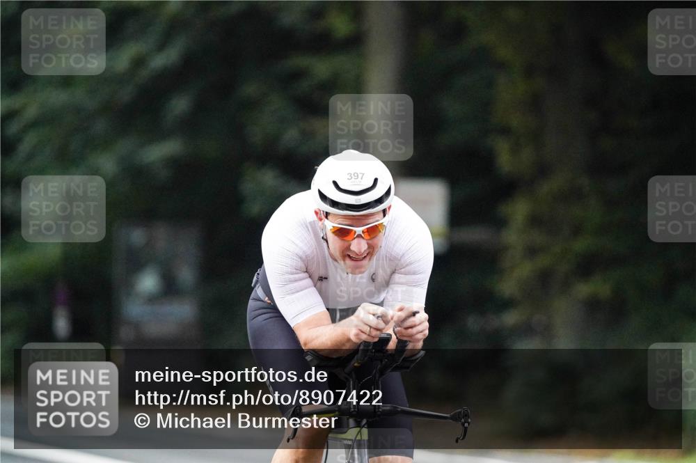 14.09.2025 - Stadtparktriathlon Michael Burmester http://msf.ph/oto/8907422 14.09.2025 09:19:16 Radfahren 338, 397, 431, 464, 471, 480 meine-sportfotos.de