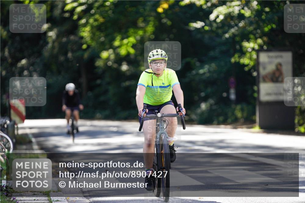 14.09.2025 - Stadtparktriathlon Michael Burmester http://msf.ph/oto/8907427 14.09.2025 13:38:38 Radfahren 1497, 1505, 1608 meine-sportfotos.de
