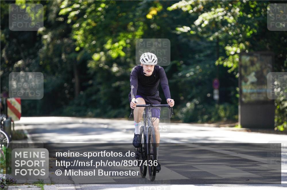 14.09.2025 - Stadtparktriathlon Michael Burmester http://msf.ph/oto/8907436 14.09.2025 13:38:42 Radfahren 1497, 1505, 1608 meine-sportfotos.de