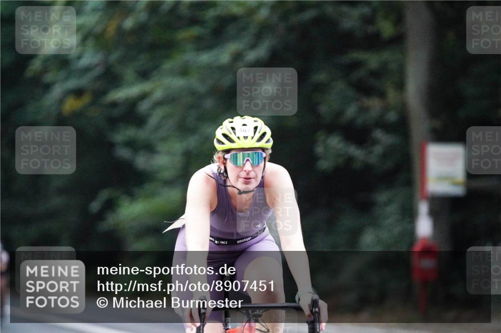 14.09.2025 - Stadtparktriathlon Michael Burmester http://msf.ph/oto/8907451 14.09.2025 09:19:26 Radfahren 304, 439, 443, 464, 467, 477, 479, 486, 494 meine-sportfotos.de