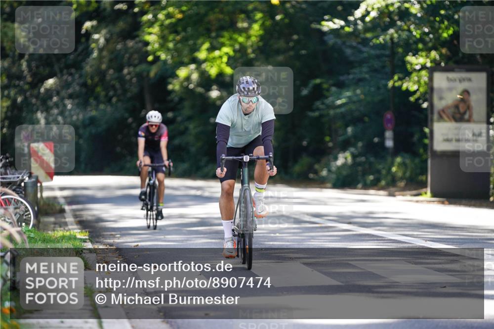 14.09.2025 - Stadtparktriathlon Michael Burmester http://msf.ph/oto/8907474 14.09.2025 13:39:30 Radfahren 1520, 1542 meine-sportfotos.de