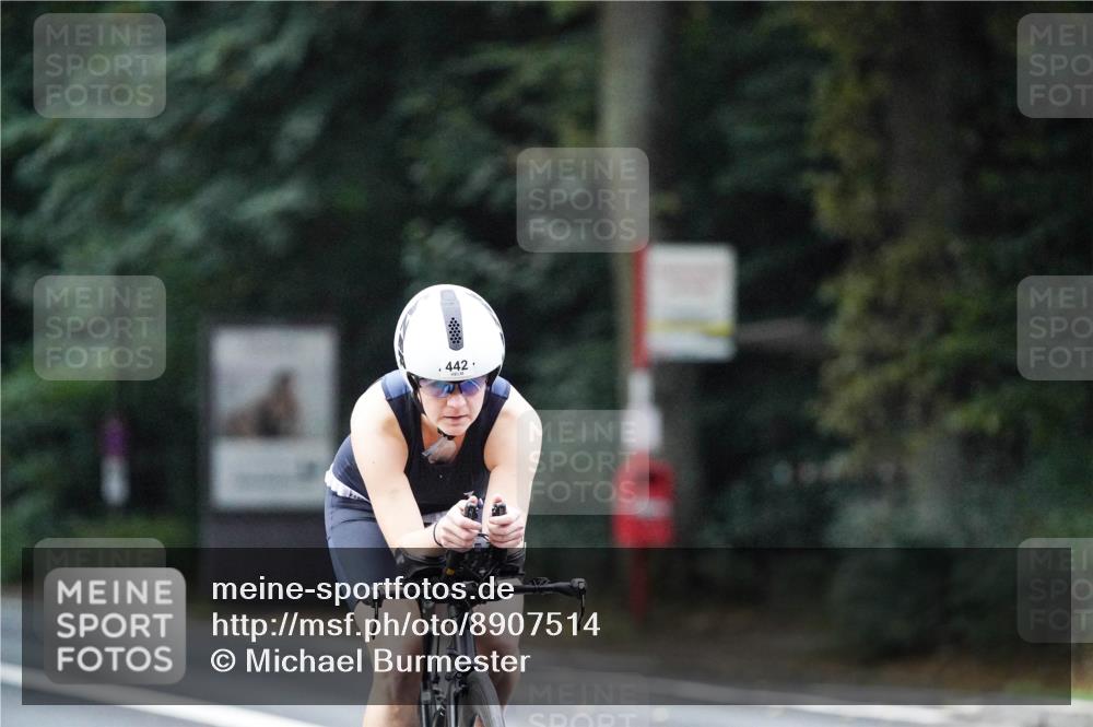 14.09.2025 - Stadtparktriathlon Michael Burmester http://msf.ph/oto/8907514 14.09.2025 09:19:54 Radfahren 306, 366, 438, 442, 485 meine-sportfotos.de
