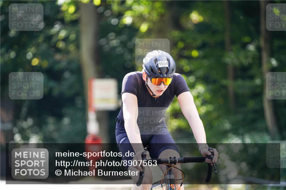 14.09.2025 - Stadtparktriathlon Michael Burmester http://msf.ph/oto/8907563 14.09.2025 13:41:37 Radfahren 1422, 1558 meine-sportfotos.de