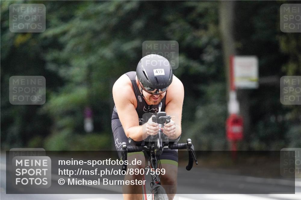 14.09.2025 - Stadtparktriathlon Michael Burmester http://msf.ph/oto/8907569 14.09.2025 09:20:25 Radfahren 301, 326, 340, 345, 359, 363, 370, 371, 373, 381, 419, 445, 469, 506 meine-sportfotos.de