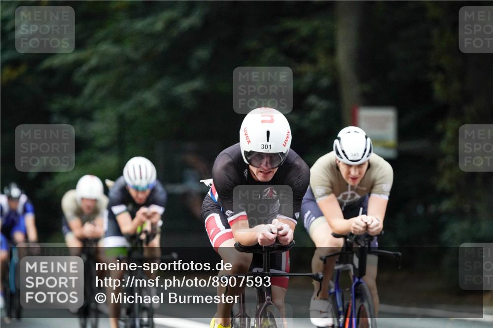 14.09.2025 - Stadtparktriathlon Michael Burmester http://msf.ph/oto/8907593 14.09.2025 09:20:33 Radfahren 301, 318, 326, 340, 345, 346, 347, 359, 363, 370, 373, 377, 381, 386, 389, 445, 448 meine-sportfotos.de