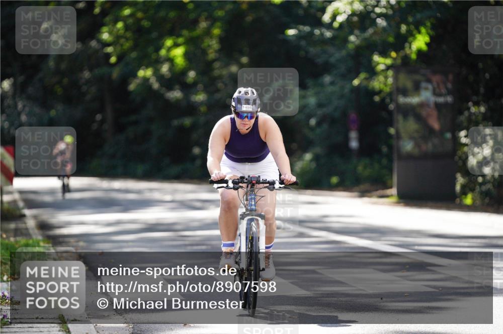 14.09.2025 - Stadtparktriathlon Michael Burmester http://msf.ph/oto/8907598 14.09.2025 13:43:25 Radfahren 1455, 1552 meine-sportfotos.de