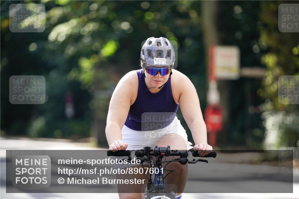 14.09.2025 - Stadtparktriathlon Michael Burmester http://msf.ph/oto/8907601 14.09.2025 13:43:26 Radfahren 1455, 1552 meine-sportfotos.de