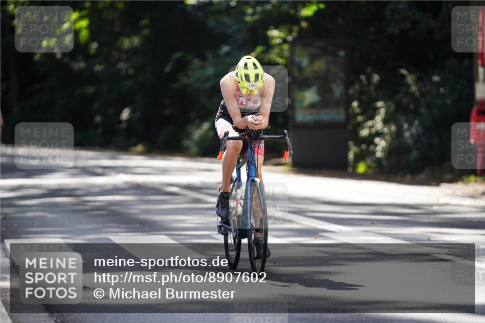 14.09.2025 - Stadtparktriathlon Michael Burmester http://msf.ph/oto/8907602 14.09.2025 13:43:32 Radfahren 1455, 1552 meine-sportfotos.de
