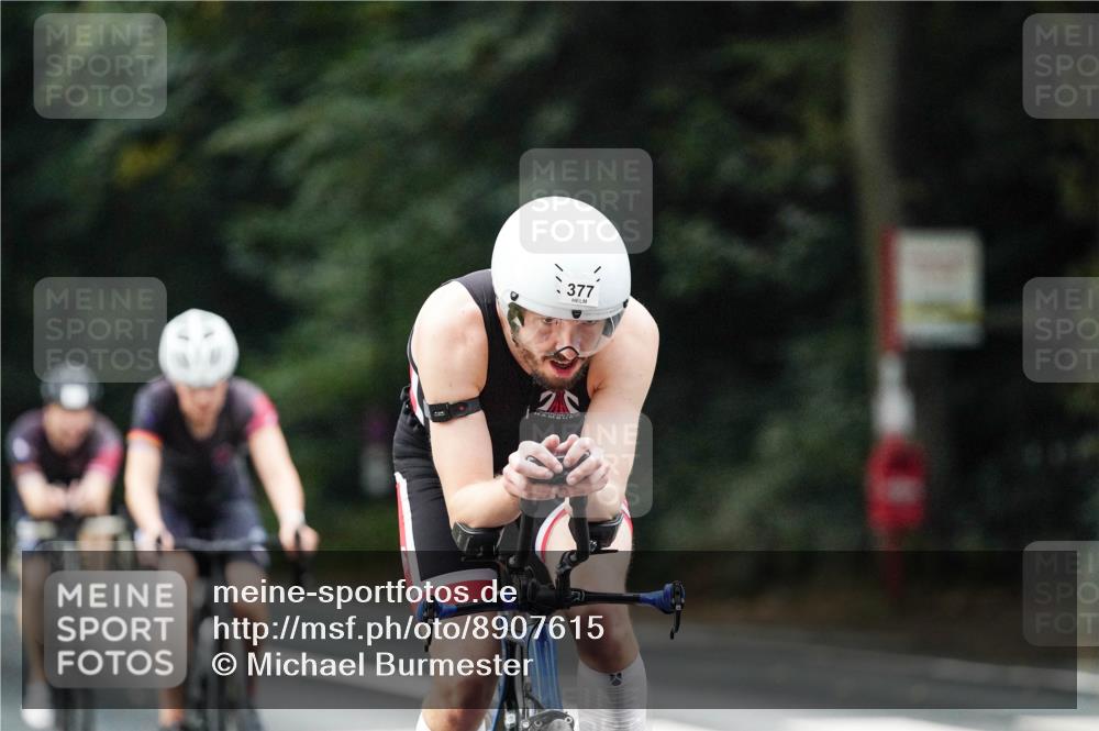 14.09.2025 - Stadtparktriathlon Michael Burmester http://msf.ph/oto/8907615 14.09.2025 09:20:40 Radfahren 318, 327, 346, 347, 377, 386, 389, 448 meine-sportfotos.de