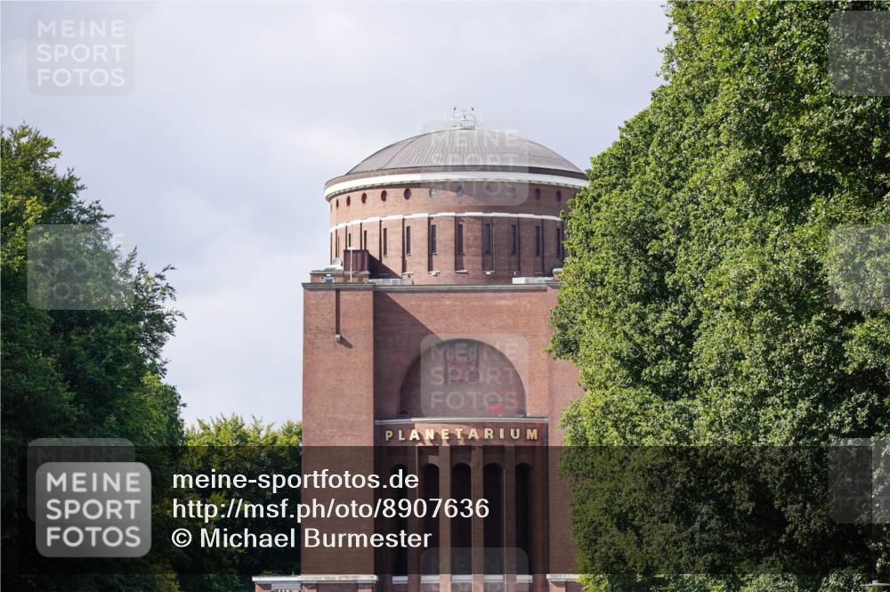 14.09.2025 - Stadtparktriathlon Michael Burmester http://msf.ph/oto/8907636 14.09.2025 13:44:10 Radfahren 1525 meine-sportfotos.de