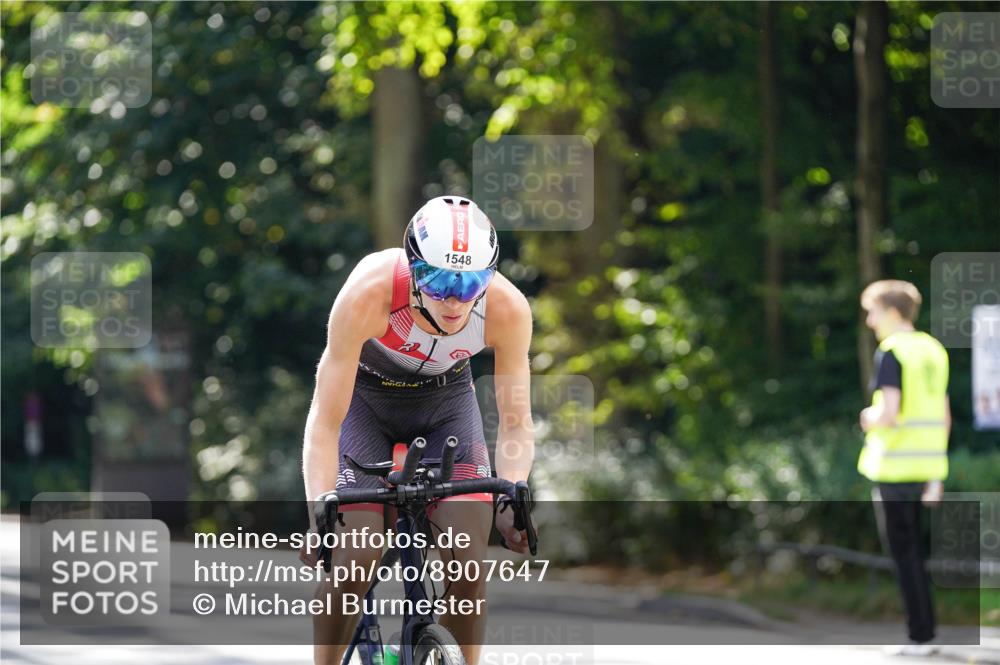 14.09.2025 - Stadtparktriathlon Michael Burmester http://msf.ph/oto/8907647 14.09.2025 13:44:20 Radfahren 1525, 1548 meine-sportfotos.de