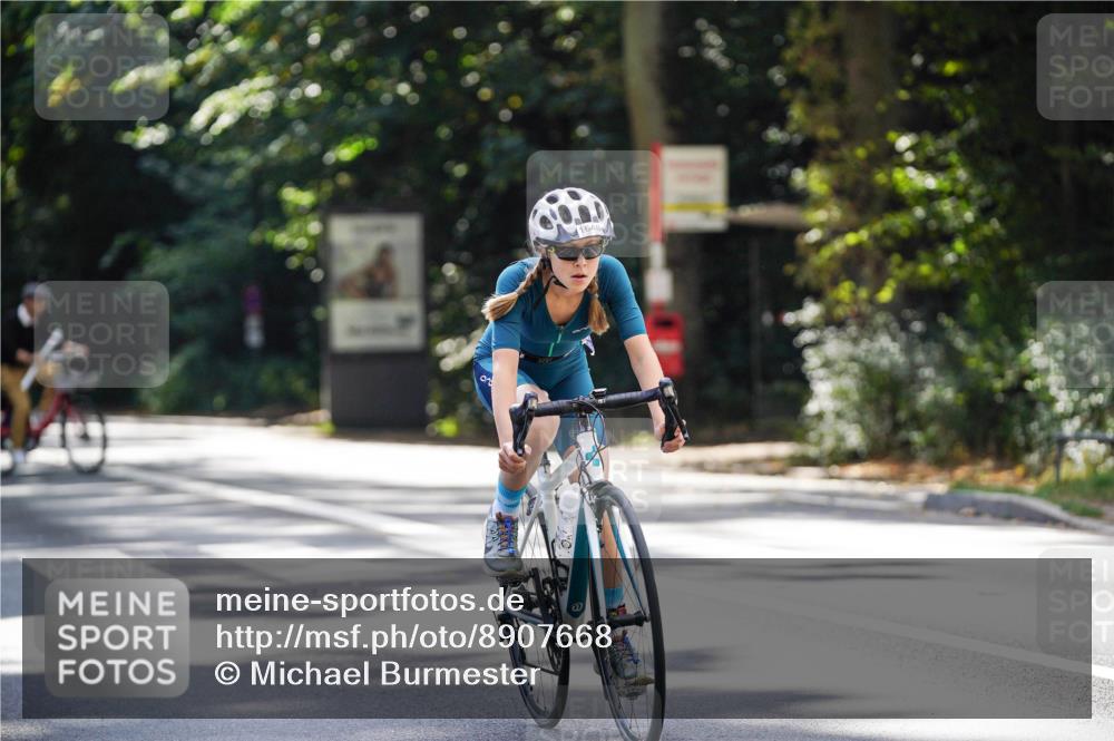 14.09.2025 - Stadtparktriathlon Michael Burmester http://msf.ph/oto/8907668 14.09.2025 13:44:38 Radfahren 1630, 1637, 1638, 1639, 1646, 1647, 1661, 1673, 1677, 1678 meine-sportfotos.de