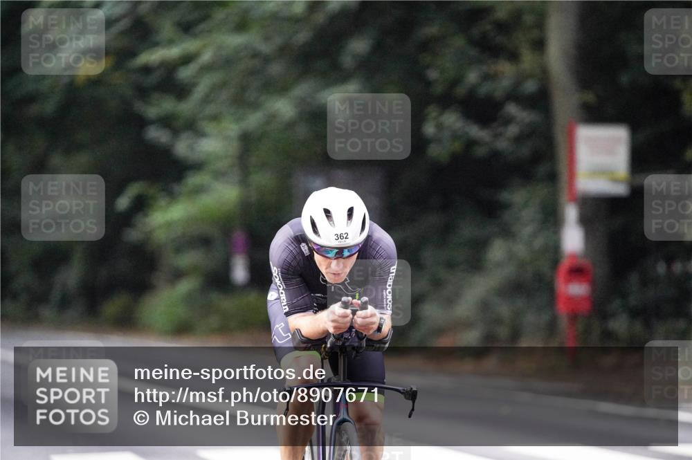 14.09.2025 - Stadtparktriathlon Michael Burmester http://msf.ph/oto/8907671 14.09.2025 09:21:22 Radfahren 352, 362, 375 meine-sportfotos.de