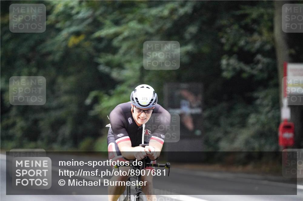 14.09.2025 - Stadtparktriathlon Michael Burmester http://msf.ph/oto/8907681 14.09.2025 09:21:28 Radfahren 323, 349, 352, 362, 375, 379, 393 meine-sportfotos.de