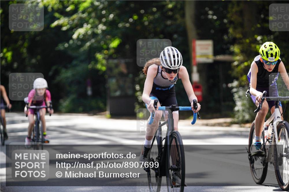 14.09.2025 - Stadtparktriathlon Michael Burmester http://msf.ph/oto/8907699 14.09.2025 13:44:55 Radfahren 1627, 1631, 1644, 1648, 1656, 1662, 1663, 1671, 1679, 1691 meine-sportfotos.de
