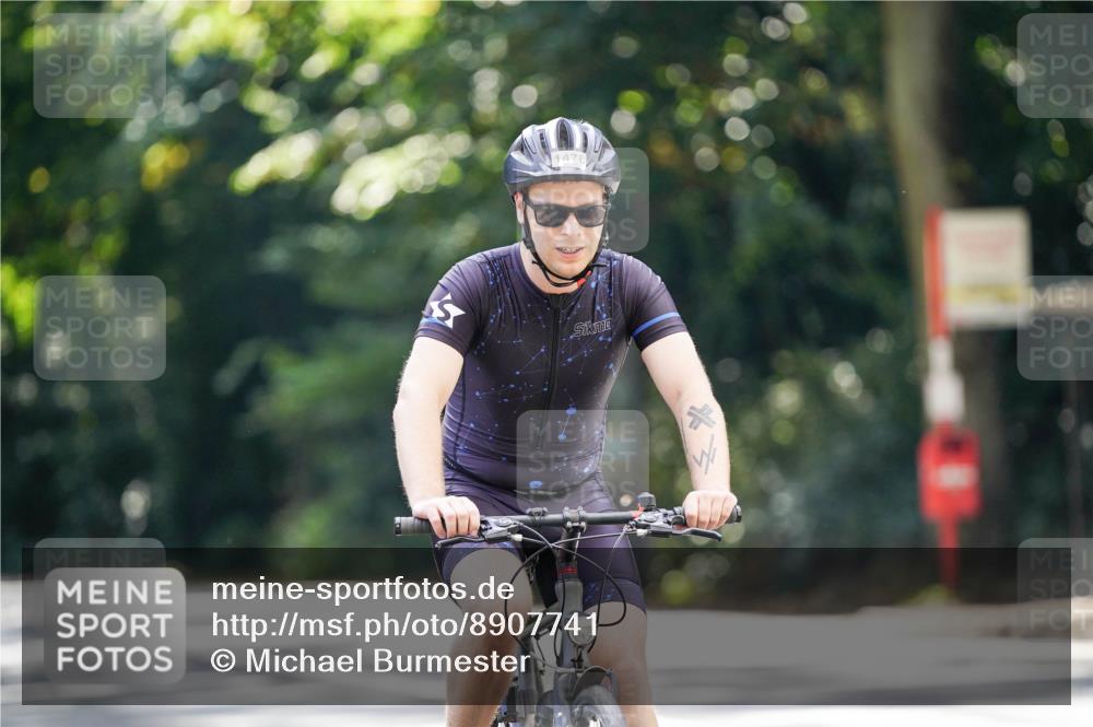 14.09.2025 - Stadtparktriathlon Michael Burmester http://msf.ph/oto/8907741 14.09.2025 13:45:12 Radfahren 1623, 1640, 1649, 1653, 1686 meine-sportfotos.de