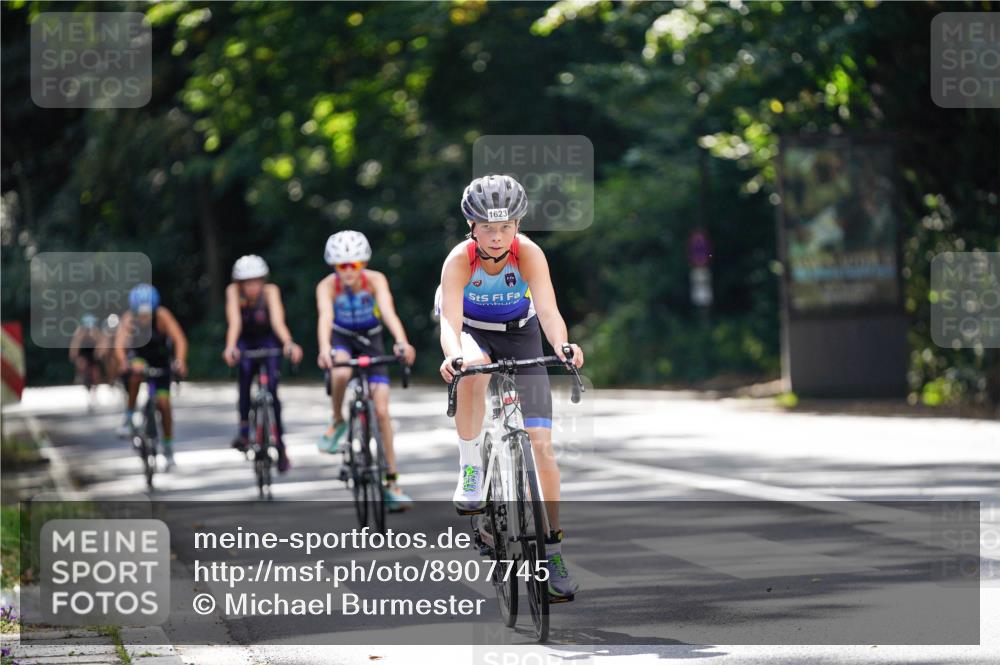 14.09.2025 - Stadtparktriathlon Michael Burmester http://msf.ph/oto/8907745 14.09.2025 13:45:15 Radfahren 1623, 1640, 1649, 1653, 1686 meine-sportfotos.de