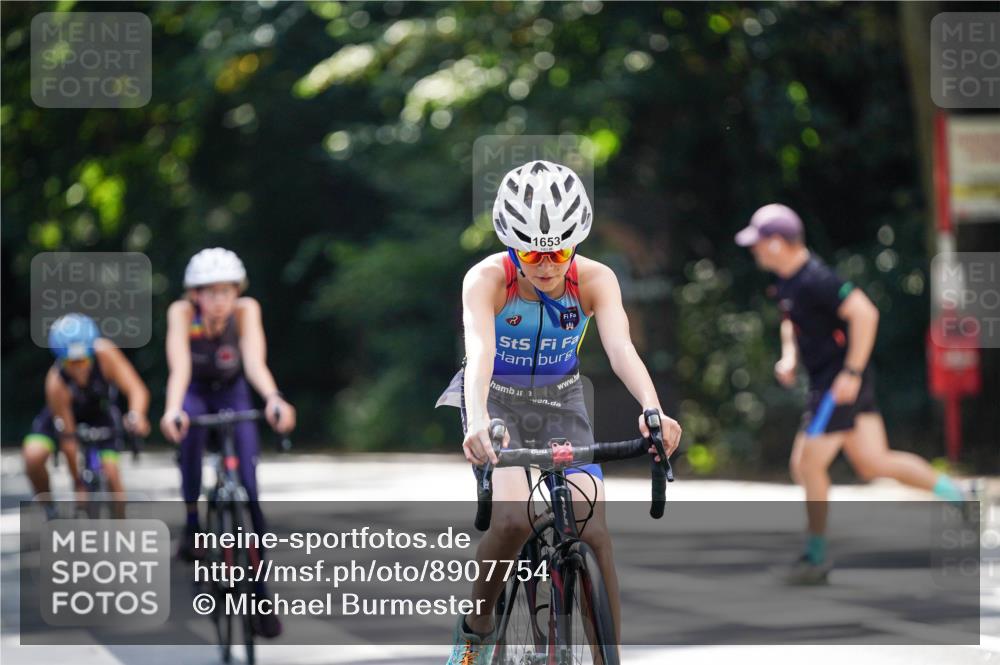 14.09.2025 - Stadtparktriathlon Michael Burmester http://msf.ph/oto/8907754 14.09.2025 13:45:17 Radfahren 1623, 1640, 1649, 1653, 1686 meine-sportfotos.de