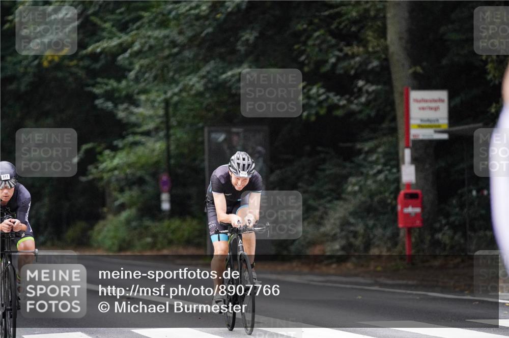 14.09.2025 - Stadtparktriathlon Michael Burmester http://msf.ph/oto/8907766 14.09.2025 09:22:16 Radfahren 311, 348, 361, 392, 398, 413, 414, 432, 487 meine-sportfotos.de