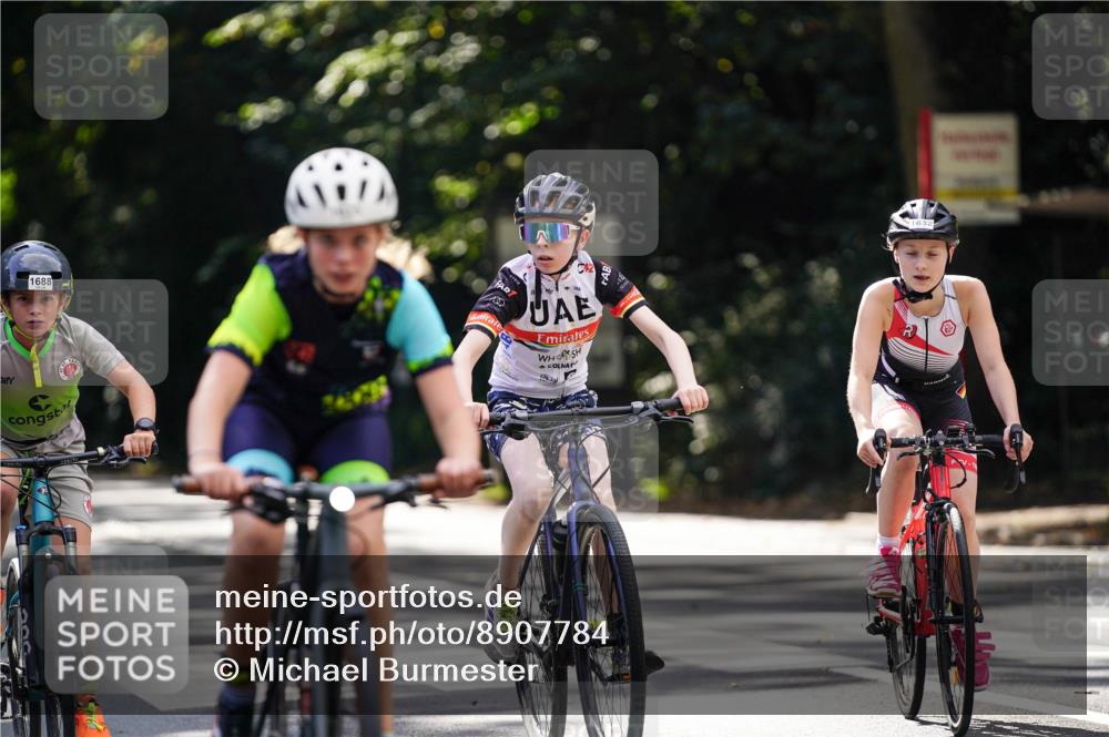 14.09.2025 - Stadtparktriathlon Michael Burmester http://msf.ph/oto/8907784 14.09.2025 13:45:30 Radfahren 1625, 1632, 1634, 1641, 1643, 1645, 1680, 1688 meine-sportfotos.de