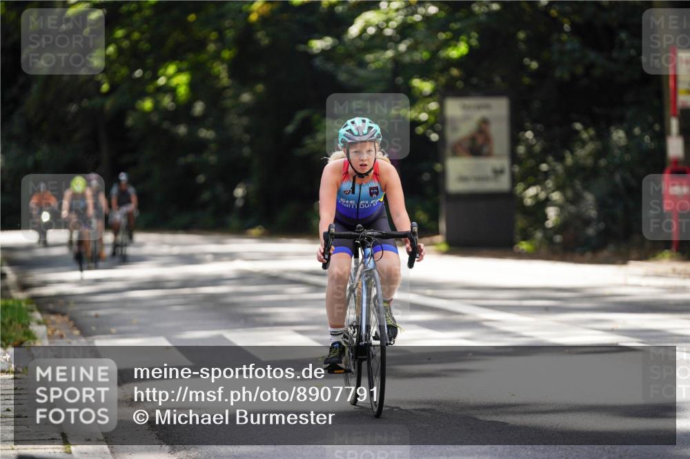 14.09.2025 - Stadtparktriathlon Michael Burmester http://msf.ph/oto/8907791 14.09.2025 13:45:34 Radfahren 1624, 1625, 1628, 1632, 1641, 1680, 1683, 1688 meine-sportfotos.de