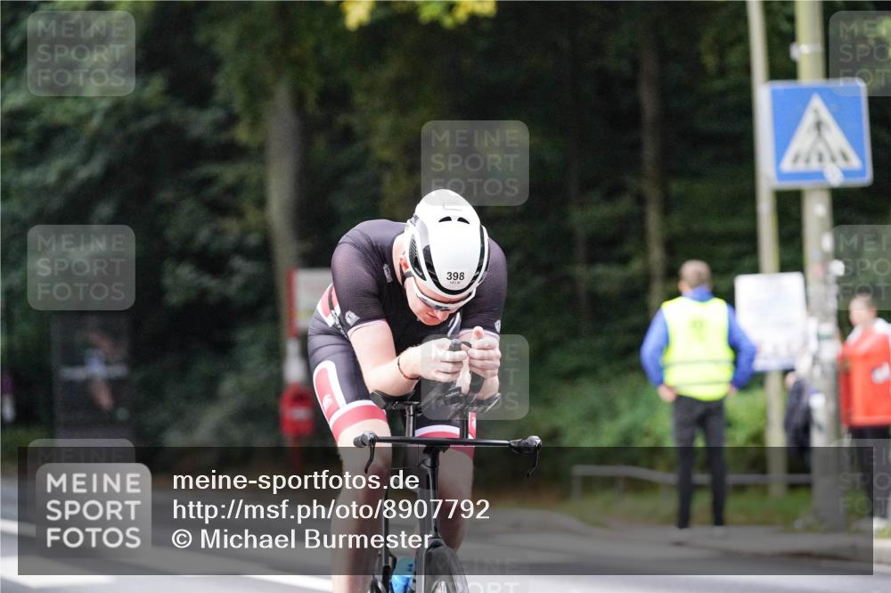 14.09.2025 - Stadtparktriathlon Michael Burmester http://msf.ph/oto/8907792 14.09.2025 09:22:23 Radfahren 311, 348, 361, 367, 392, 398, 432, 466, 487 meine-sportfotos.de
