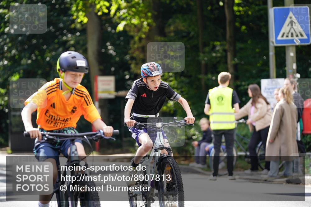 14.09.2025 - Stadtparktriathlon Michael Burmester http://msf.ph/oto/8907813 14.09.2025 13:45:45 Radfahren 1622, 1624, 1628, 1665, 1675, 1676, 1683, 1689 meine-sportfotos.de