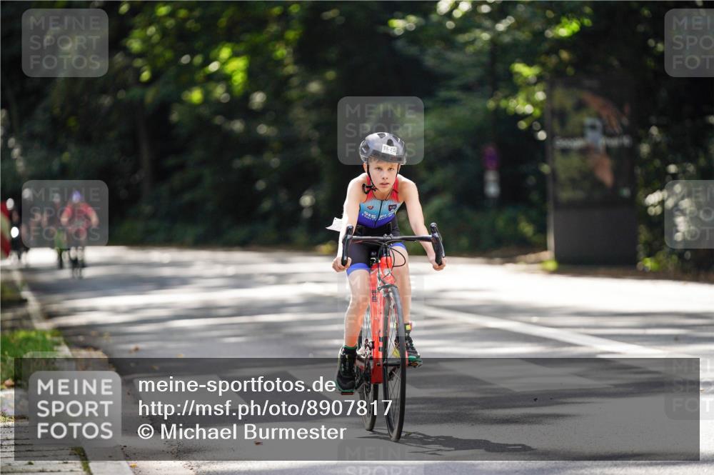 14.09.2025 - Stadtparktriathlon Michael Burmester http://msf.ph/oto/8907817 14.09.2025 13:45:47 Radfahren 1622, 1665, 1675, 1676, 1689 meine-sportfotos.de