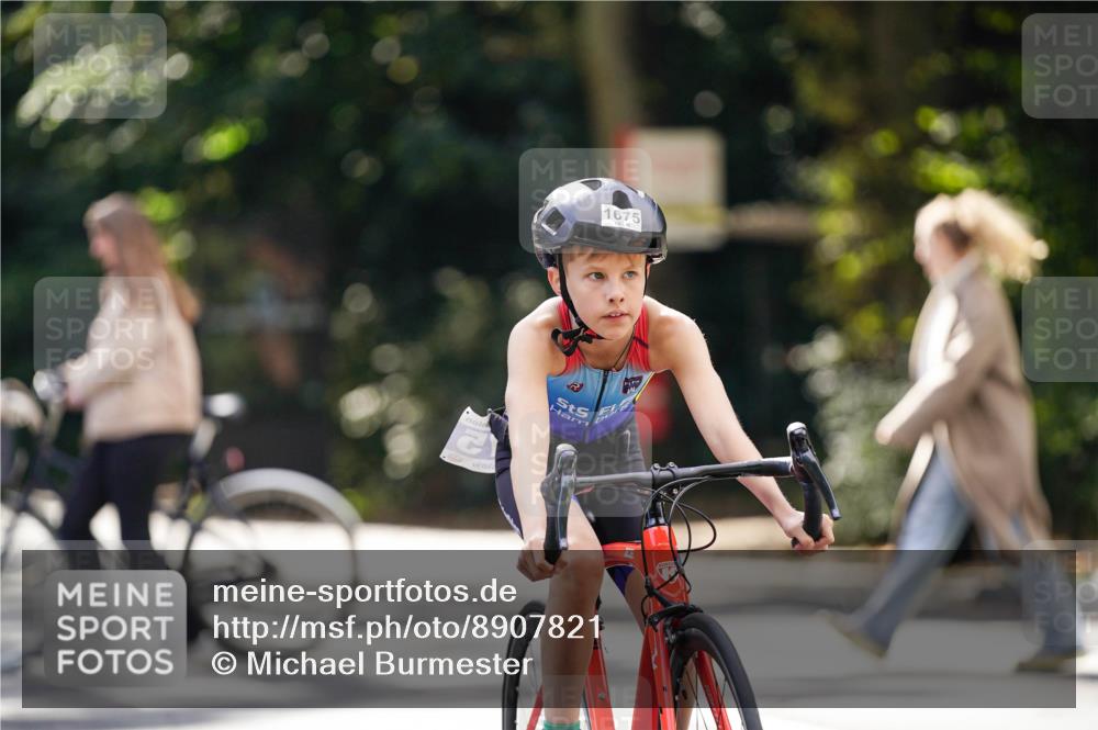 14.09.2025 - Stadtparktriathlon Michael Burmester http://msf.ph/oto/8907821 14.09.2025 13:45:48 Radfahren 1572, 1622, 1665, 1675, 1676, 1689 meine-sportfotos.de