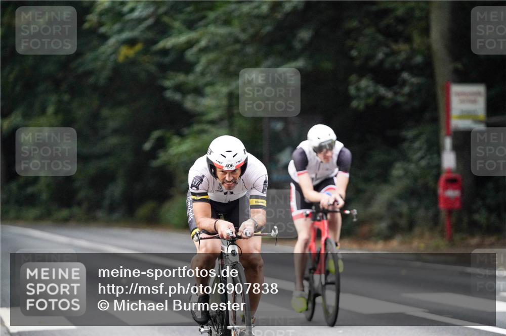 14.09.2025 - Stadtparktriathlon Michael Burmester http://msf.ph/oto/8907838 14.09.2025 09:22:48 Radfahren 328, 372, 406 meine-sportfotos.de