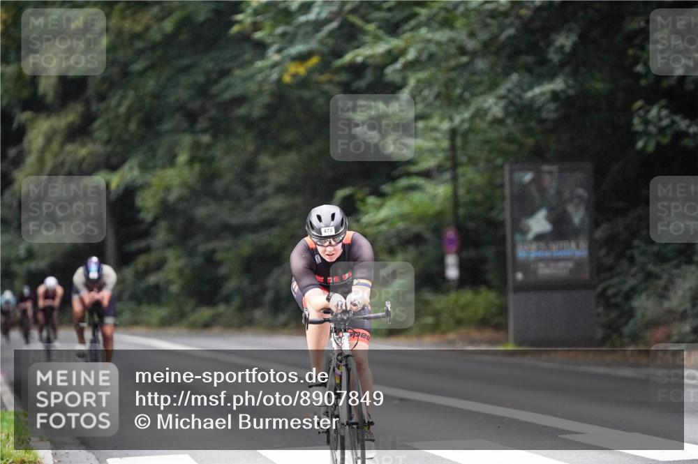 14.09.2025 - Stadtparktriathlon Michael Burmester http://msf.ph/oto/8907849 14.09.2025 09:22:59 Radfahren 303, 336, 460, 462, 478 meine-sportfotos.de