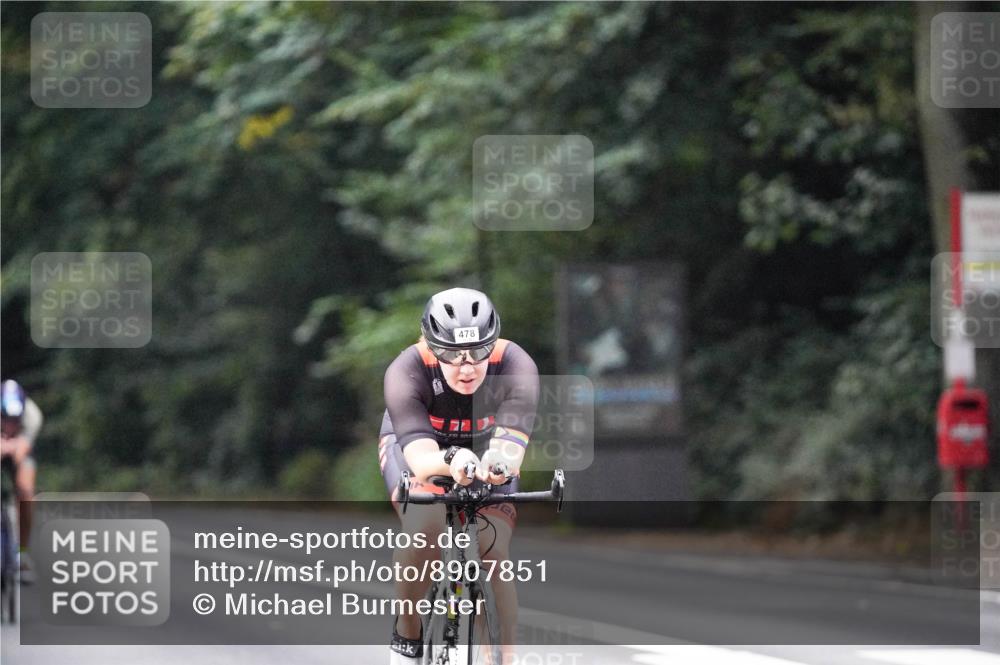 14.09.2025 - Stadtparktriathlon Michael Burmester http://msf.ph/oto/8907851 14.09.2025 09:23:00 Radfahren 303, 336, 460, 462, 478 meine-sportfotos.de