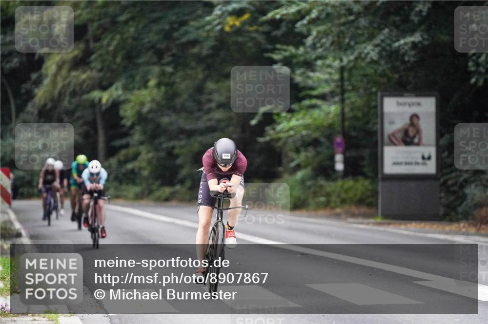 14.09.2025 - Stadtparktriathlon Michael Burmester http://msf.ph/oto/8907867 14.09.2025 09:23:07 Radfahren 336, 434, 446, 460, 462, 484, 501 meine-sportfotos.de