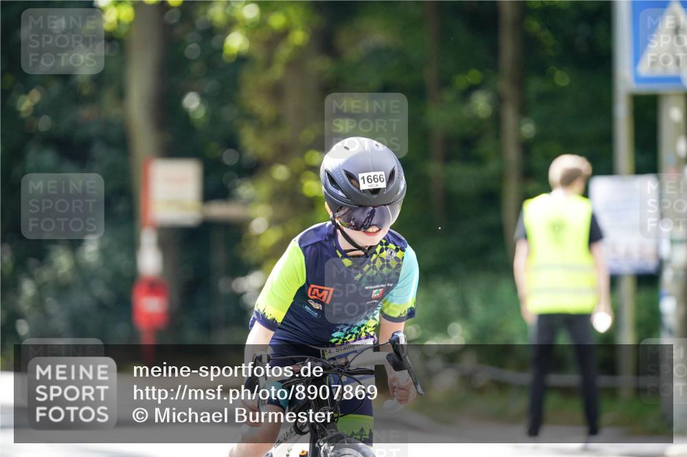 14.09.2025 - Stadtparktriathlon Michael Burmester http://msf.ph/oto/8907869 14.09.2025 13:47:11 Radfahren 1666 meine-sportfotos.de