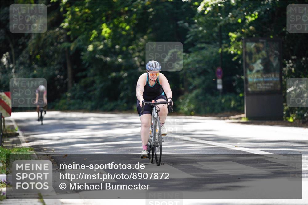 14.09.2025 - Stadtparktriathlon Michael Burmester http://msf.ph/oto/8907872 14.09.2025 13:47:32 Radfahren 1429, 1542 meine-sportfotos.de