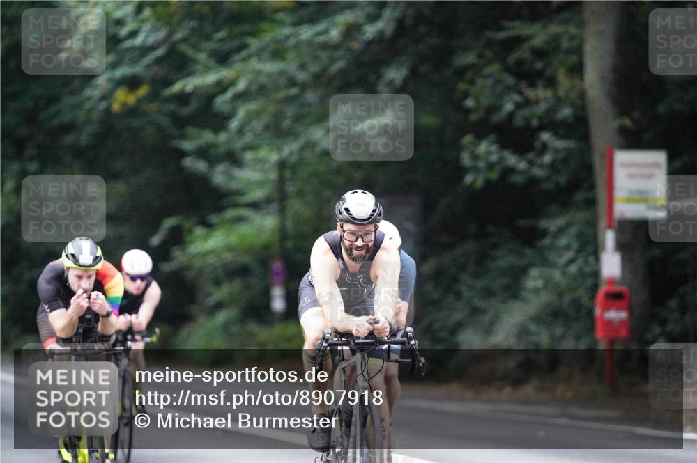 14.09.2025 - Stadtparktriathlon Michael Burmester http://msf.ph/oto/8907918 14.09.2025 09:23:29 Radfahren 313, 319, 325, 360, 369, 436, 463 meine-sportfotos.de