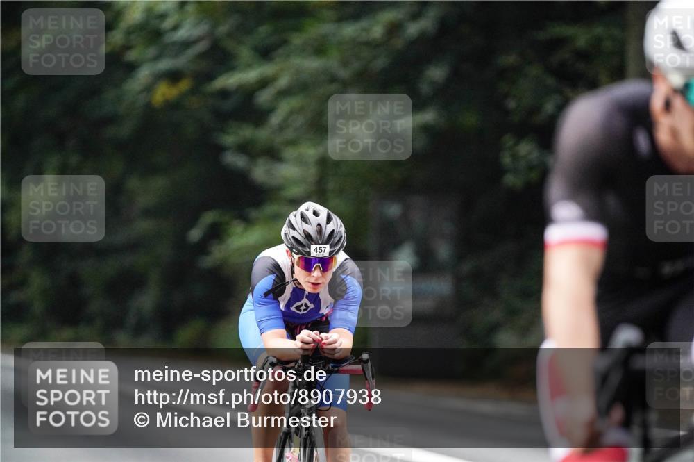 14.09.2025 - Stadtparktriathlon Michael Burmester http://msf.ph/oto/8907938 14.09.2025 09:23:40 Radfahren 350, 399, 457, 488 meine-sportfotos.de