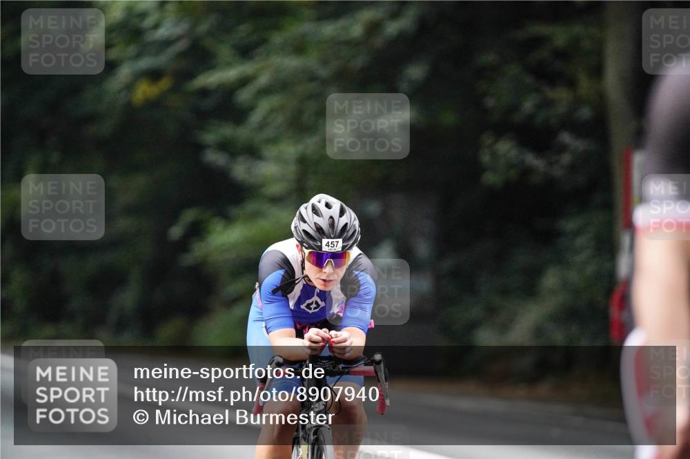 14.09.2025 - Stadtparktriathlon Michael Burmester http://msf.ph/oto/8907940 14.09.2025 09:23:40 Radfahren 350, 399, 457, 488 meine-sportfotos.de