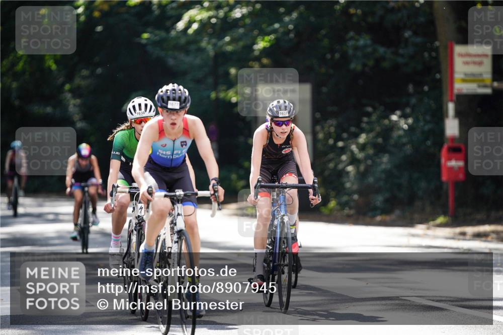 14.09.2025 - Stadtparktriathlon Michael Burmester http://msf.ph/oto/8907945 14.09.2025 13:51:35 Radfahren 1522, 1557, 1630, 1637, 1638, 1639, 1673, 1677 meine-sportfotos.de