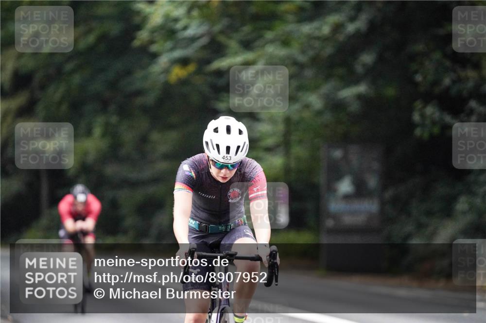 14.09.2025 - Stadtparktriathlon Michael Burmester http://msf.ph/oto/8907952 14.09.2025 09:23:53 Radfahren 391, 394, 453 meine-sportfotos.de