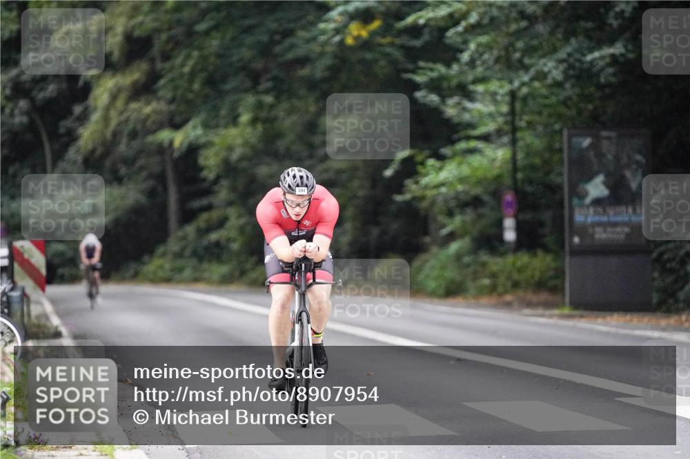 14.09.2025 - Stadtparktriathlon Michael Burmester http://msf.ph/oto/8907954 14.09.2025 09:23:54 Radfahren 391, 394, 453 meine-sportfotos.de
