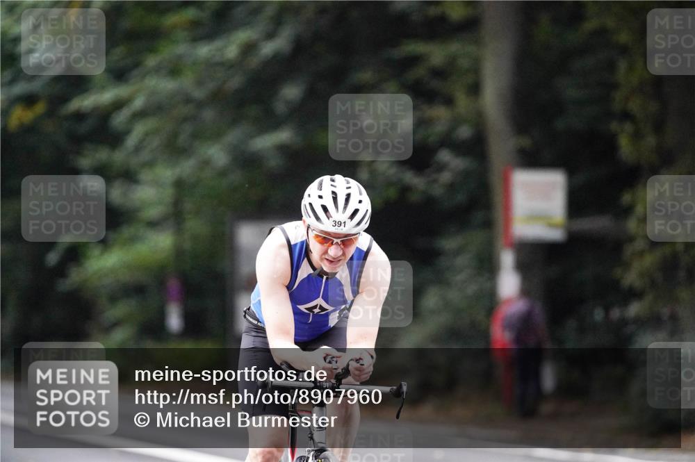 14.09.2025 - Stadtparktriathlon Michael Burmester http://msf.ph/oto/8907960 14.09.2025 09:24:01 Radfahren 391, 394, 412 meine-sportfotos.de