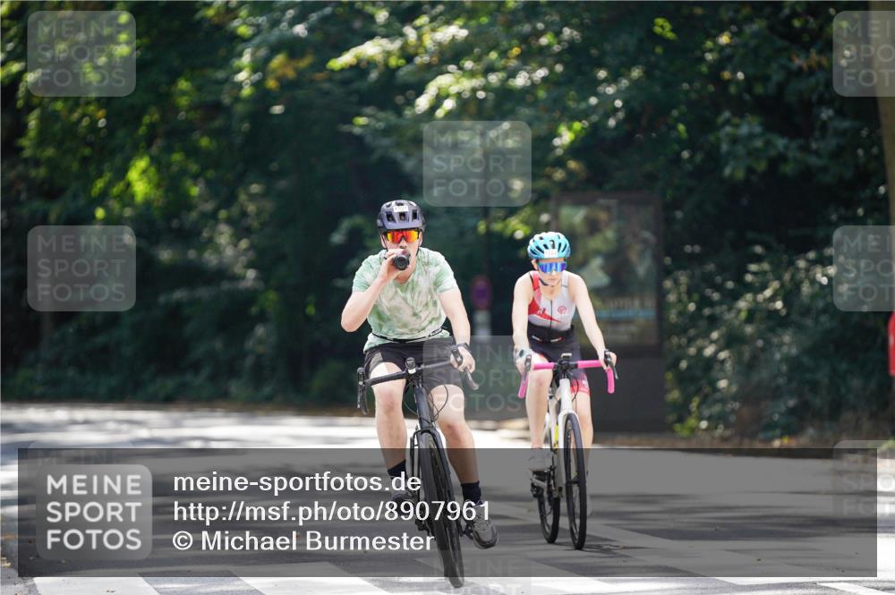 14.09.2025 - Stadtparktriathlon Michael Burmester http://msf.ph/oto/8907961 14.09.2025 13:51:40 Radfahren 1522, 1557, 1630, 1637, 1638, 1639, 1673, 1677 meine-sportfotos.de