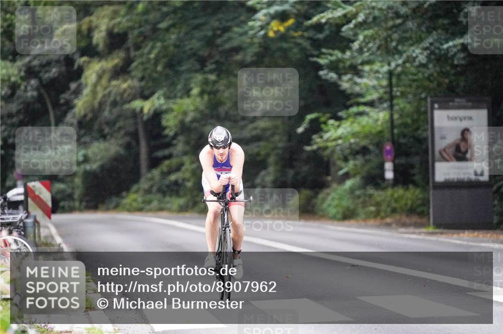 14.09.2025 - Stadtparktriathlon Michael Burmester http://msf.ph/oto/8907962 14.09.2025 09:24:05 Radfahren 391, 412 meine-sportfotos.de